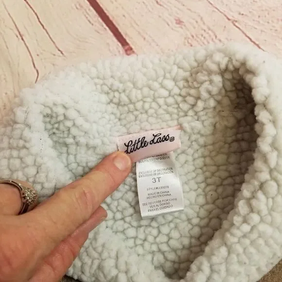 Little Lass vest 3T - Picture 4 of 4